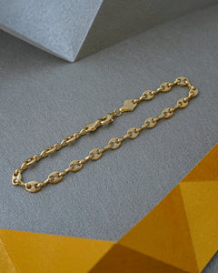 Gucci 24 .5 Cms