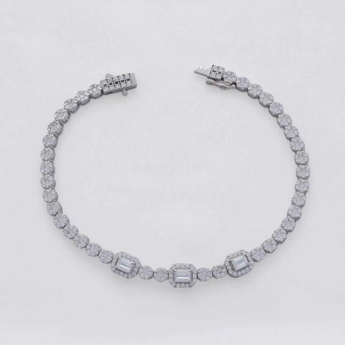 Deluxe Crystal MT 18.5 Cms